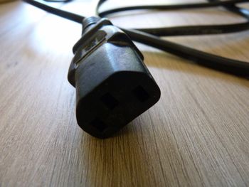 Câble cordon d'alimentation PC écran, CEI C13 vers CEE 7/7 informatique bureau universel