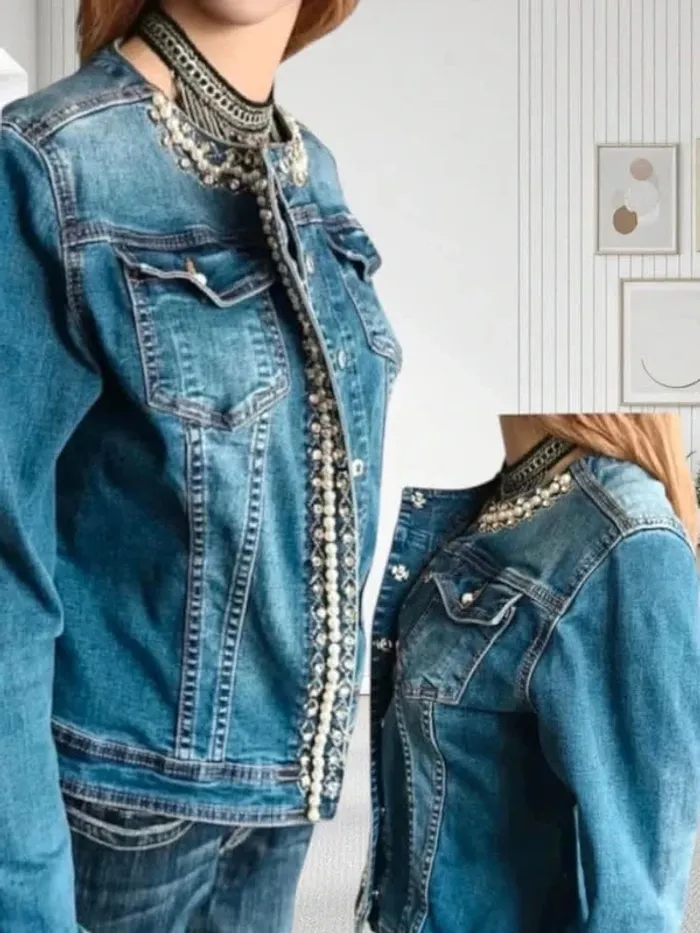 Veste jean ,Sarah John , coupe droite ,col rond , perles et strass ,texture stretch - photo numéro 2