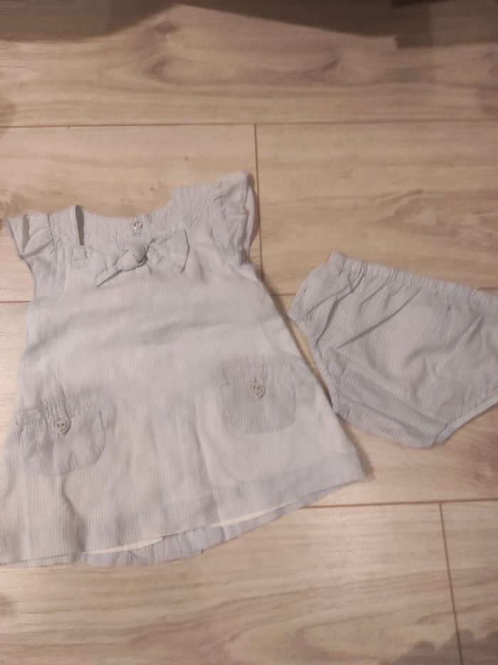 Robe et bloomer assorti 1 mois