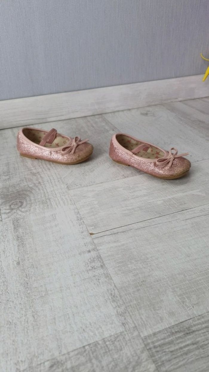 Ballerines Pointure 22 - photo numéro 4