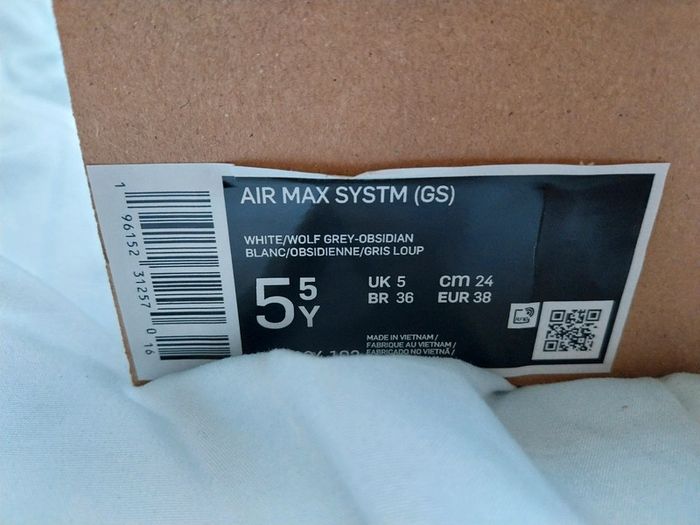 Baskets Nike air max neuves - photo numéro 5