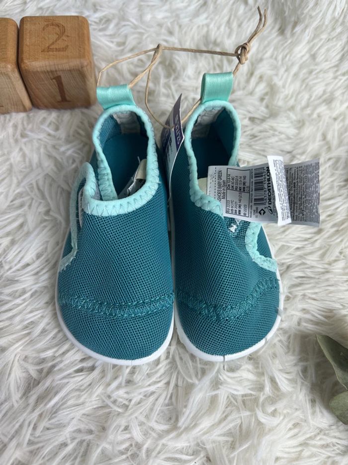 Paire de chaussures aquatiques décathlon taille 22-23 - photo numéro 2