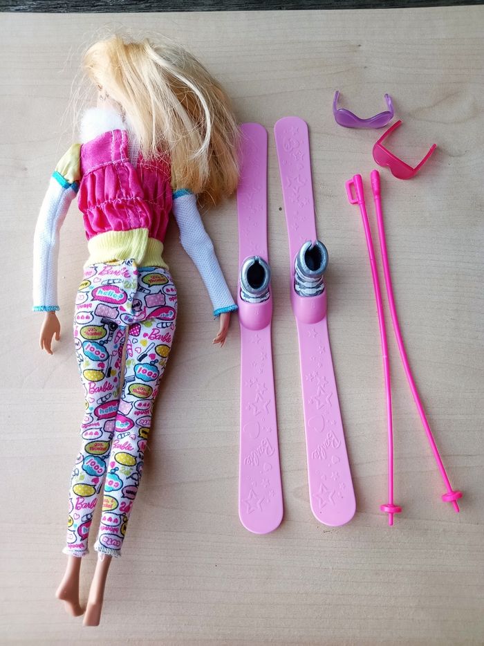 Barbie fait du ski - photo numéro 6