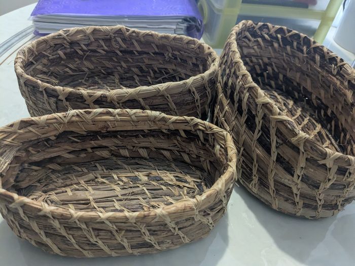 Magnifique ensemble de corbeilles tressées gigognes vintage. De - photo numéro 5