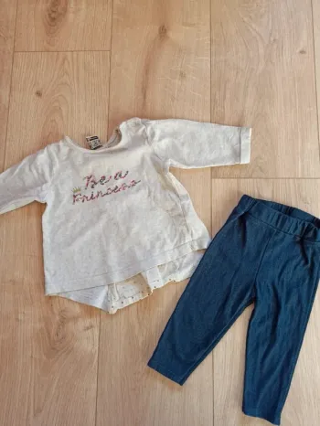 Ensemble leggings et t-shirt manches longues