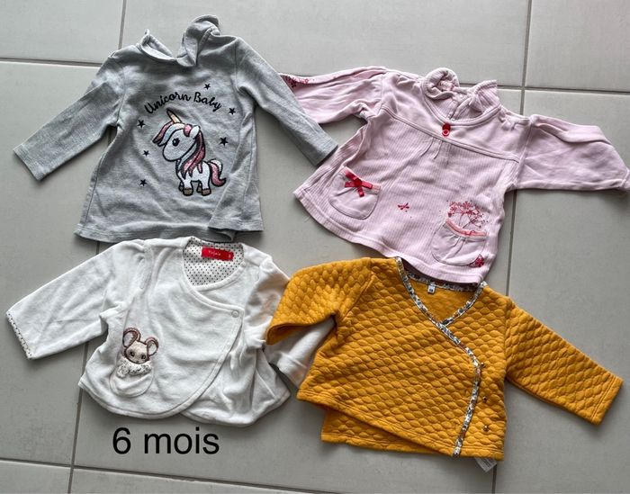 Pull taille 6 mois