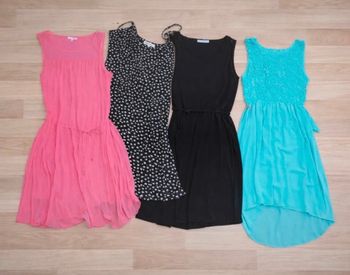 Lot de 4 robes femme - taille unique, S et M