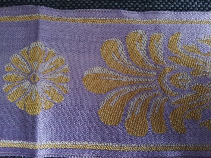 87cm de ruban violet brodé 8cm de large - photo numéro 4