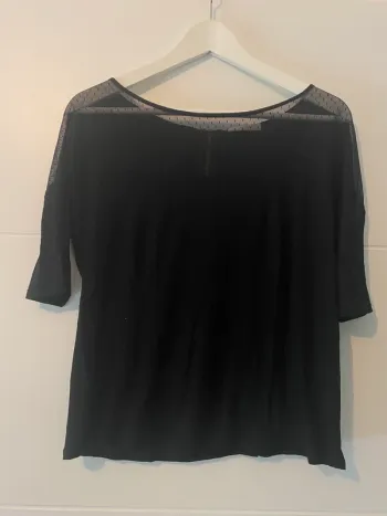 T-shirt noir