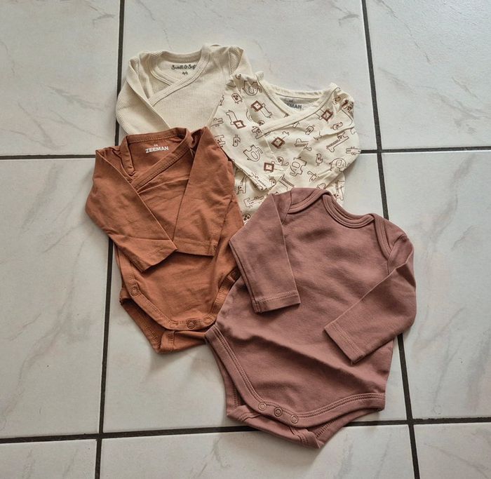 Lots bodies bébé