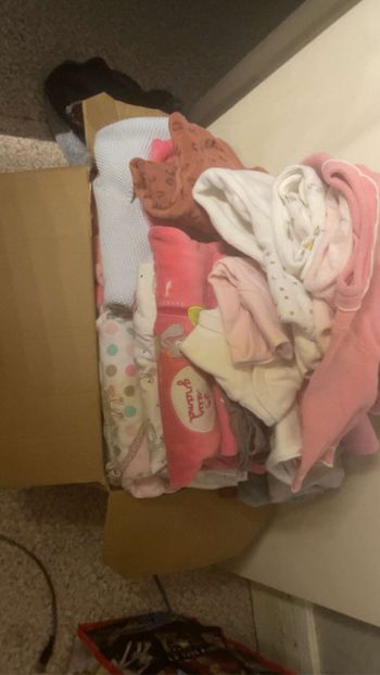 Lot vêtements bébé fille 1mois