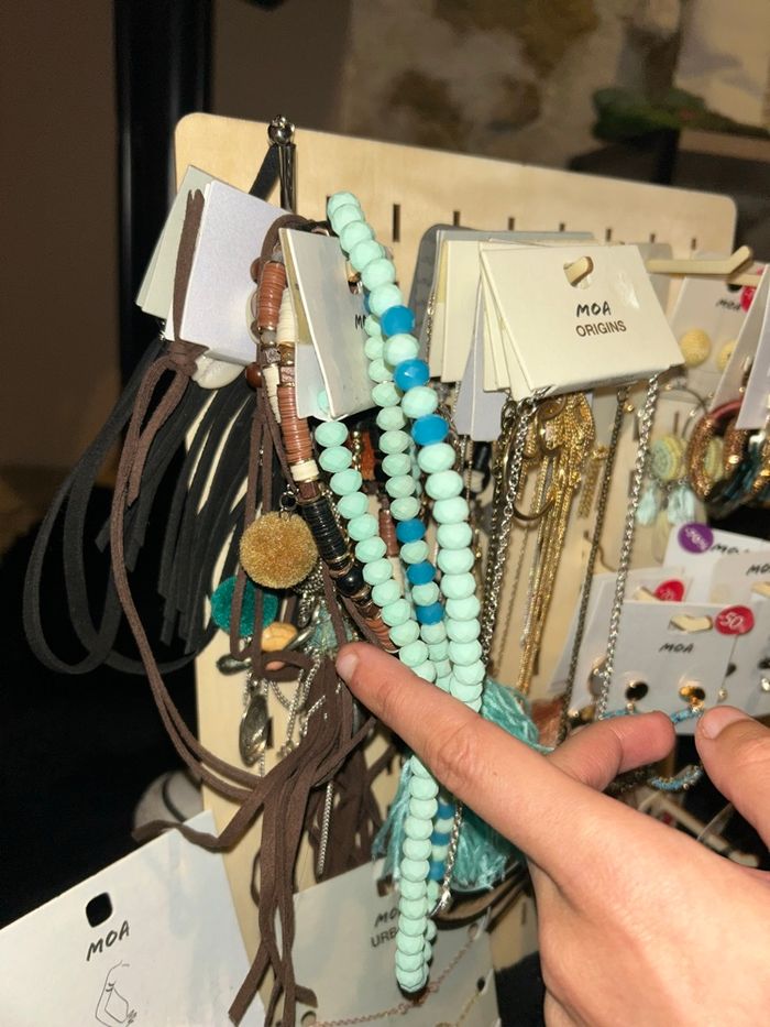 Lot 5 bijoux pour revendeur - photo numéro 3