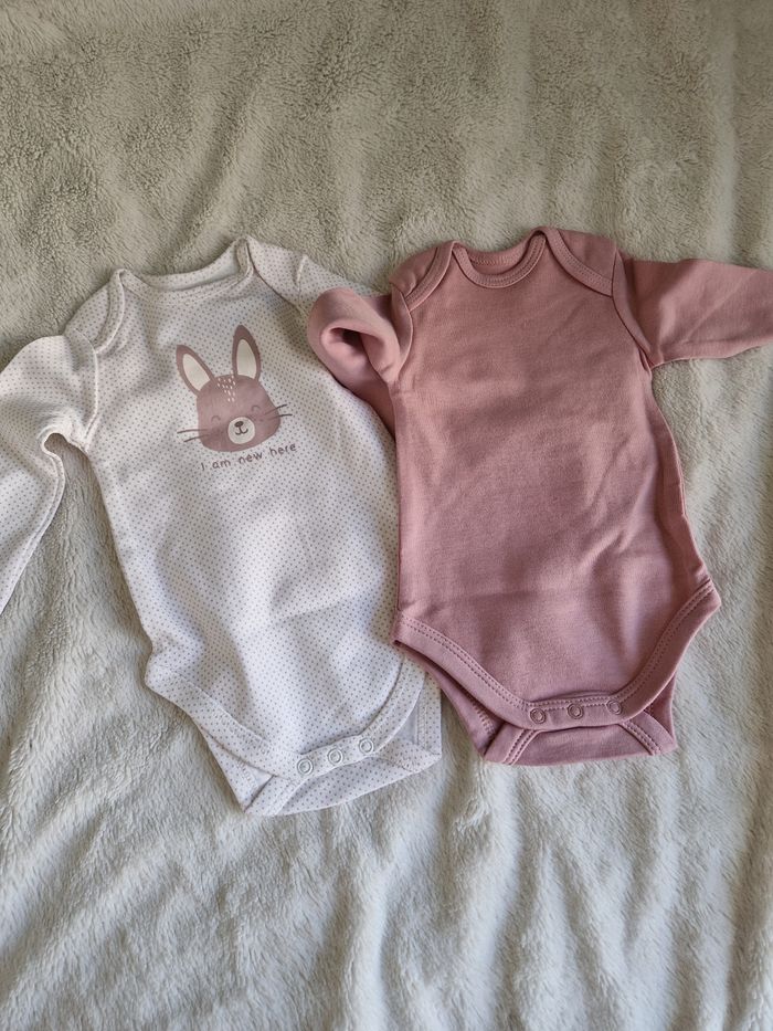 Lot 2 bodies 3 mois
