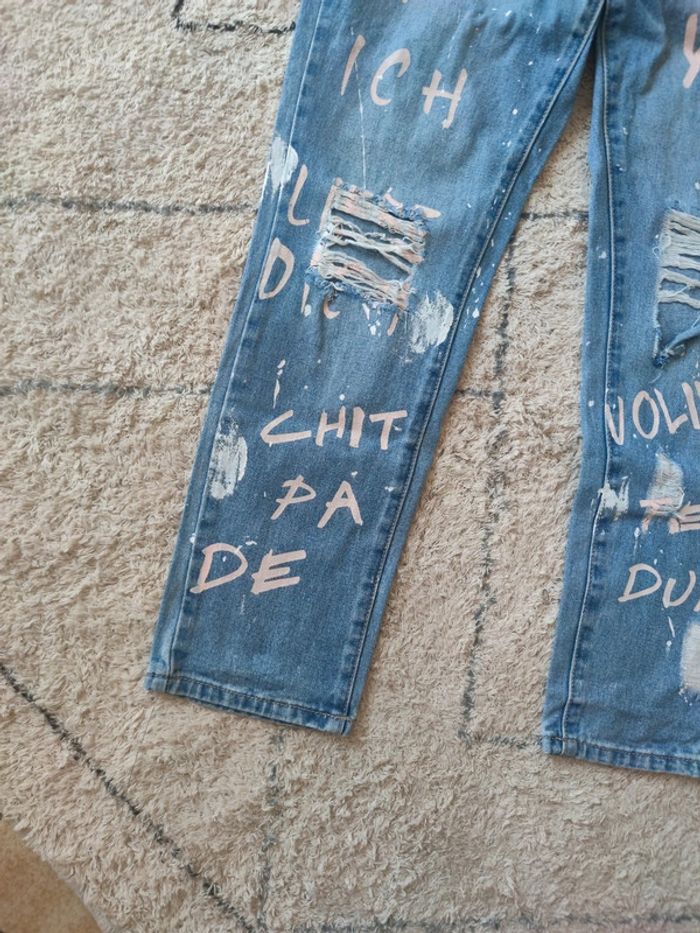 Jean graffiti - photo numéro 5