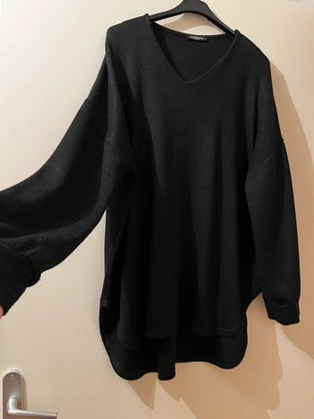 Pull style sweat