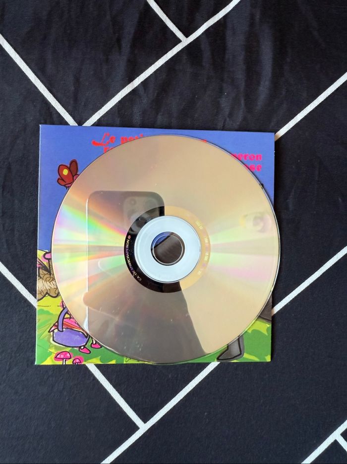 CD audio – Les petits chaperons (rouge, rose, jaune, noir) - photo numéro 5