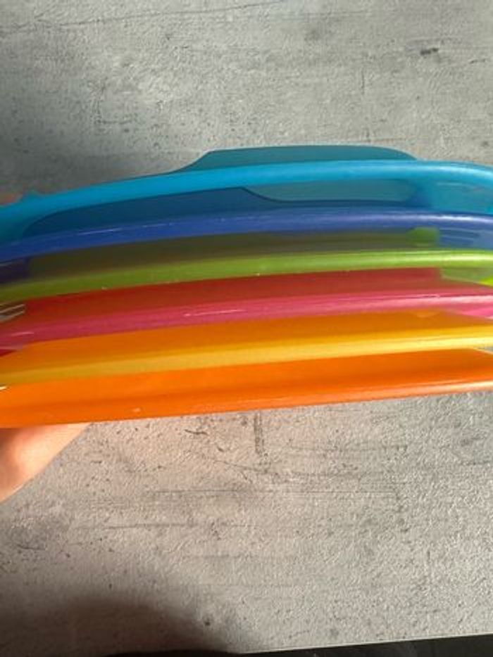 Lot de 6 assiettes en plastique - photo numéro 2