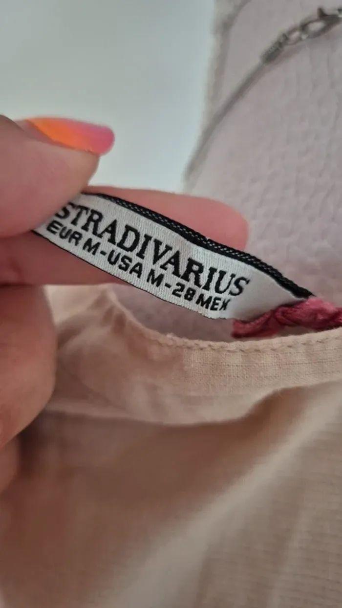 T-shirt Stradivarius Taille M - photo numéro 5
