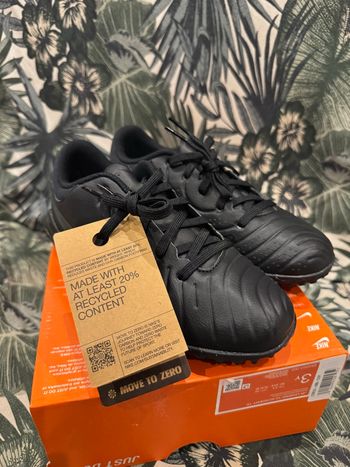 Jr légend 10 academy TF