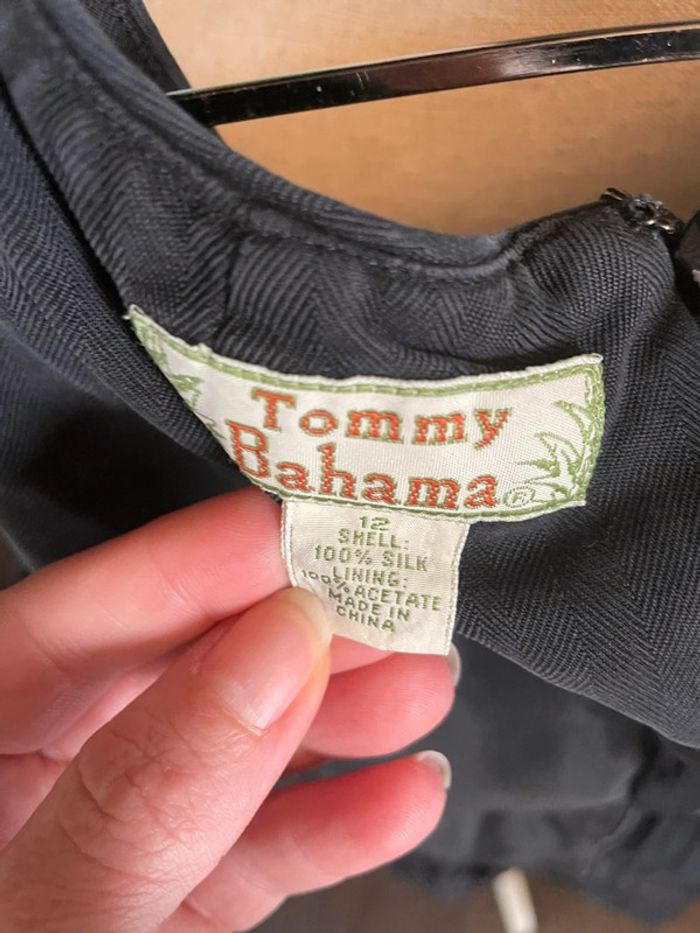 Robe noir en 💯 % soie Tommy Bahama - photo numéro 2