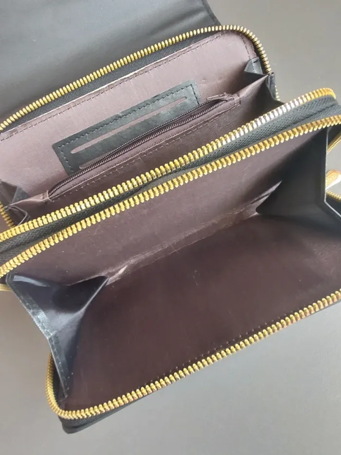 Élégant portefeuille - photo numéro 3