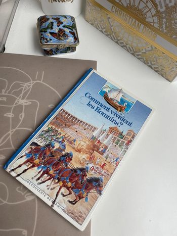 Livre enfant - comment vivaient les romains