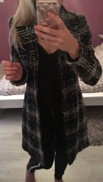 Manteau noir et blanc Xanaka