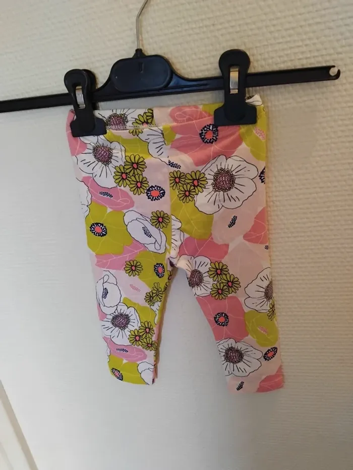 Leggins fille 12mois neuf