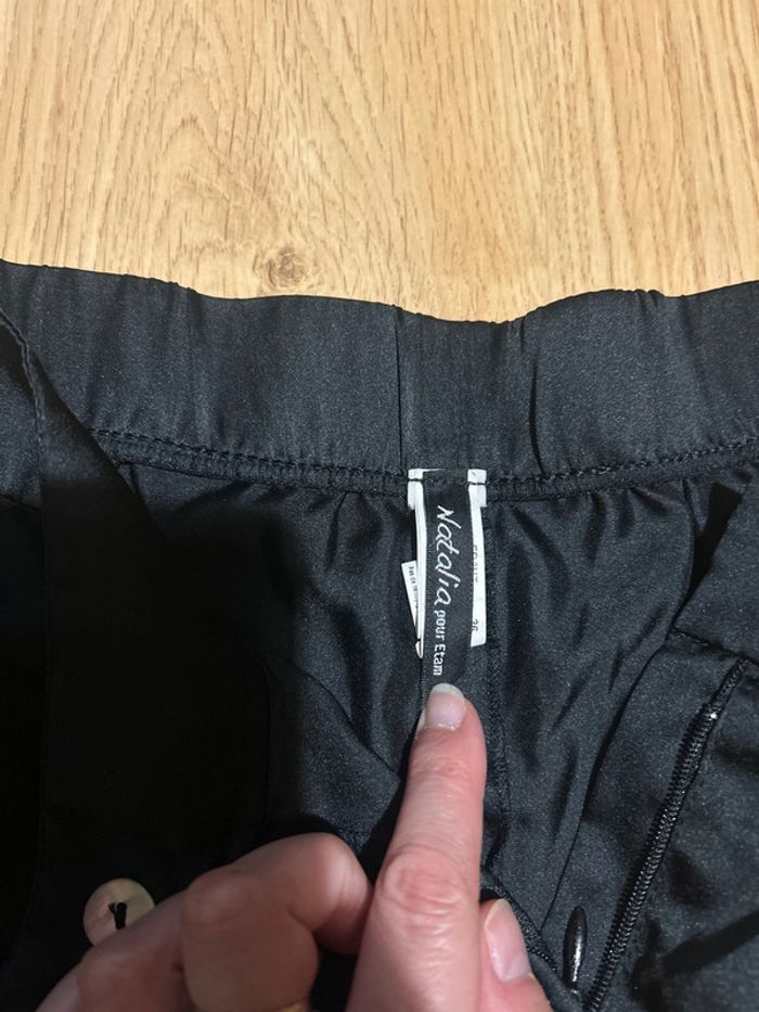 Mini short satin neuf - photo numéro 3