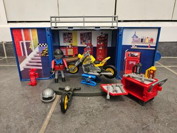 Playmobil malette garage moto