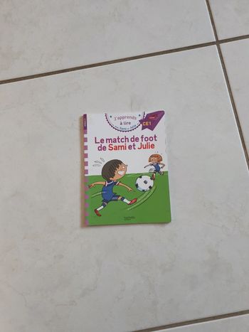 Le match de foot de Sami et Julie Ce1