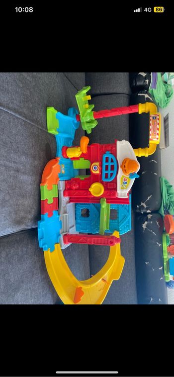 Circuit maxi caserne pompier Tut tut bolides Vtech