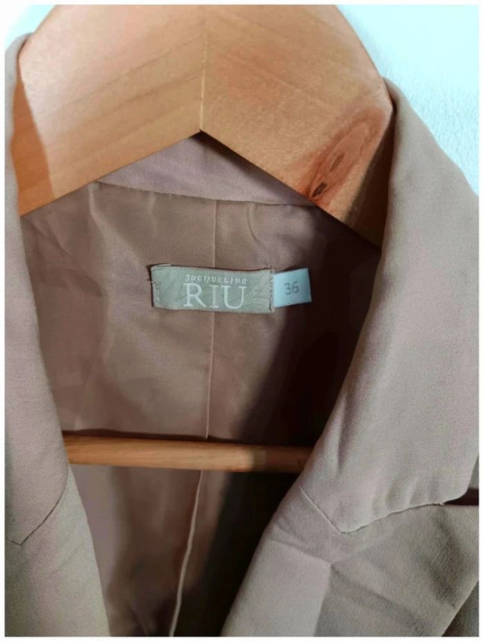 C19 blazer beige Jacqueline Riu 36 - photo numéro 3