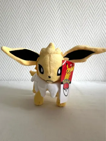 Peluche officiel Pokémon Voltali