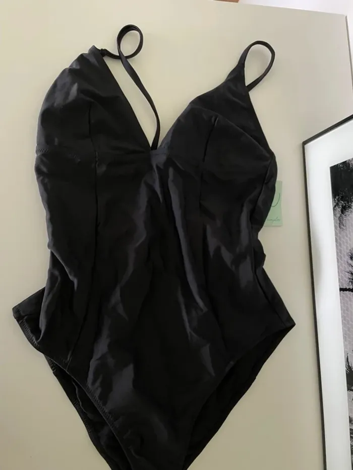 Maillot de bain une pièce noir we are jolies taille XS neuf - photo numéro 2