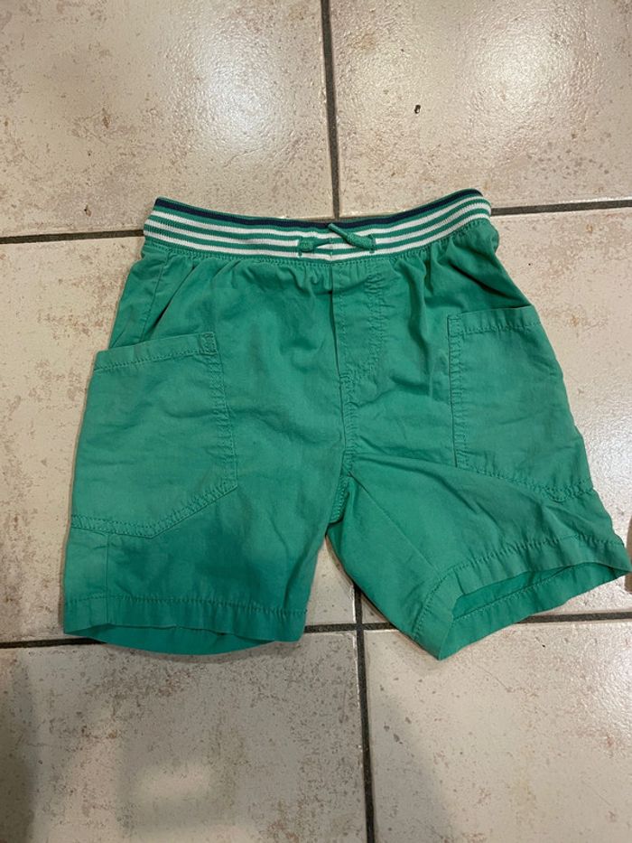 Lot de 2 short taille 6ans - photo numéro 3
