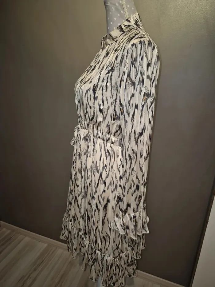 Robe /tunique casi neuve - photo numéro 6