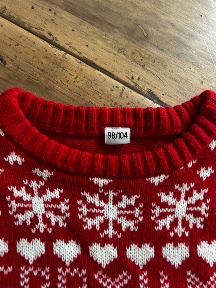 Pull de Noël et chaussons - photo numéro 5