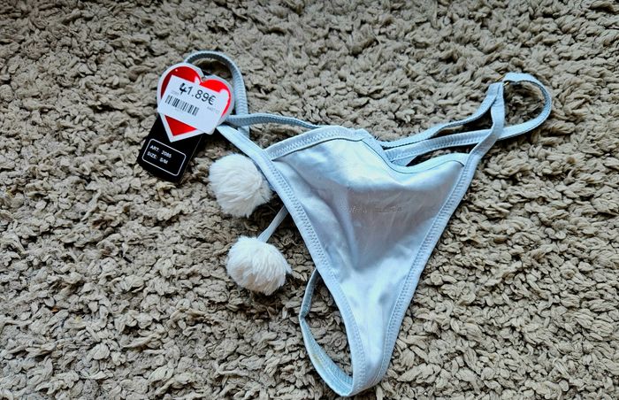 Petit strings bleuté