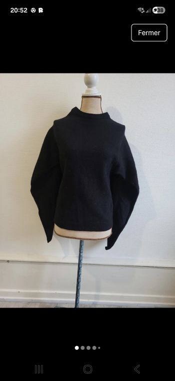 Pull noir de chez Sandro taille S
