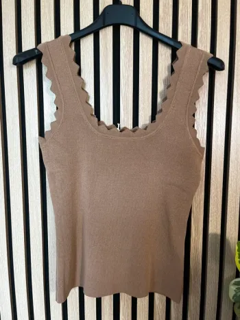 Débardeur beige camel t unique