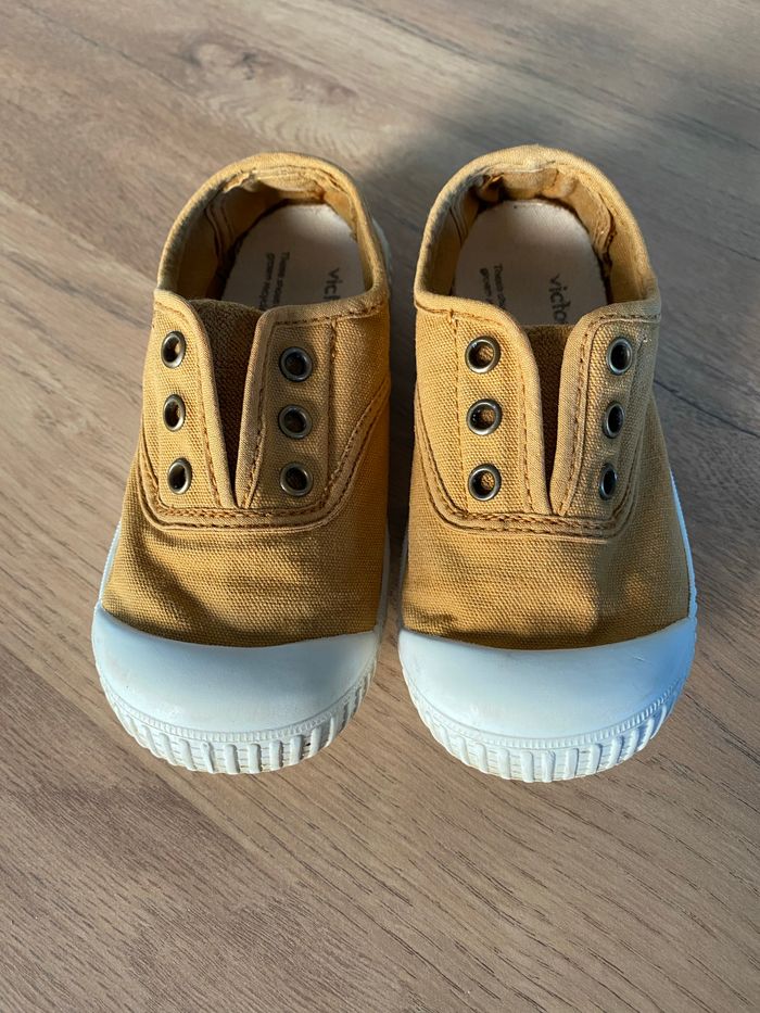 Baskets / tennis Victoria fille