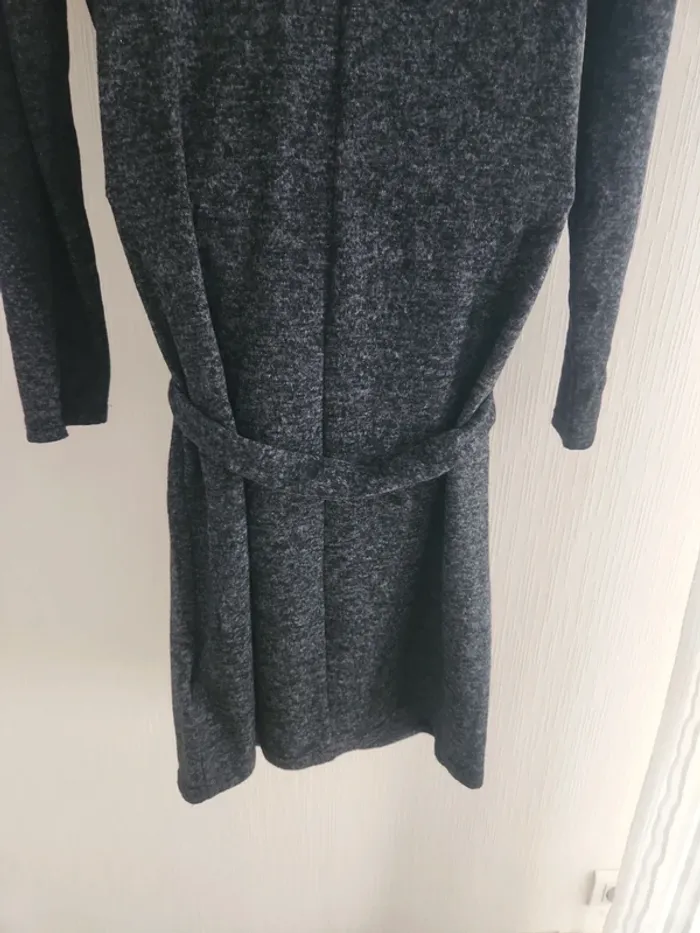 Robe pull maternité grossesse taille M, dentelle aux épaules - photo numéro 11