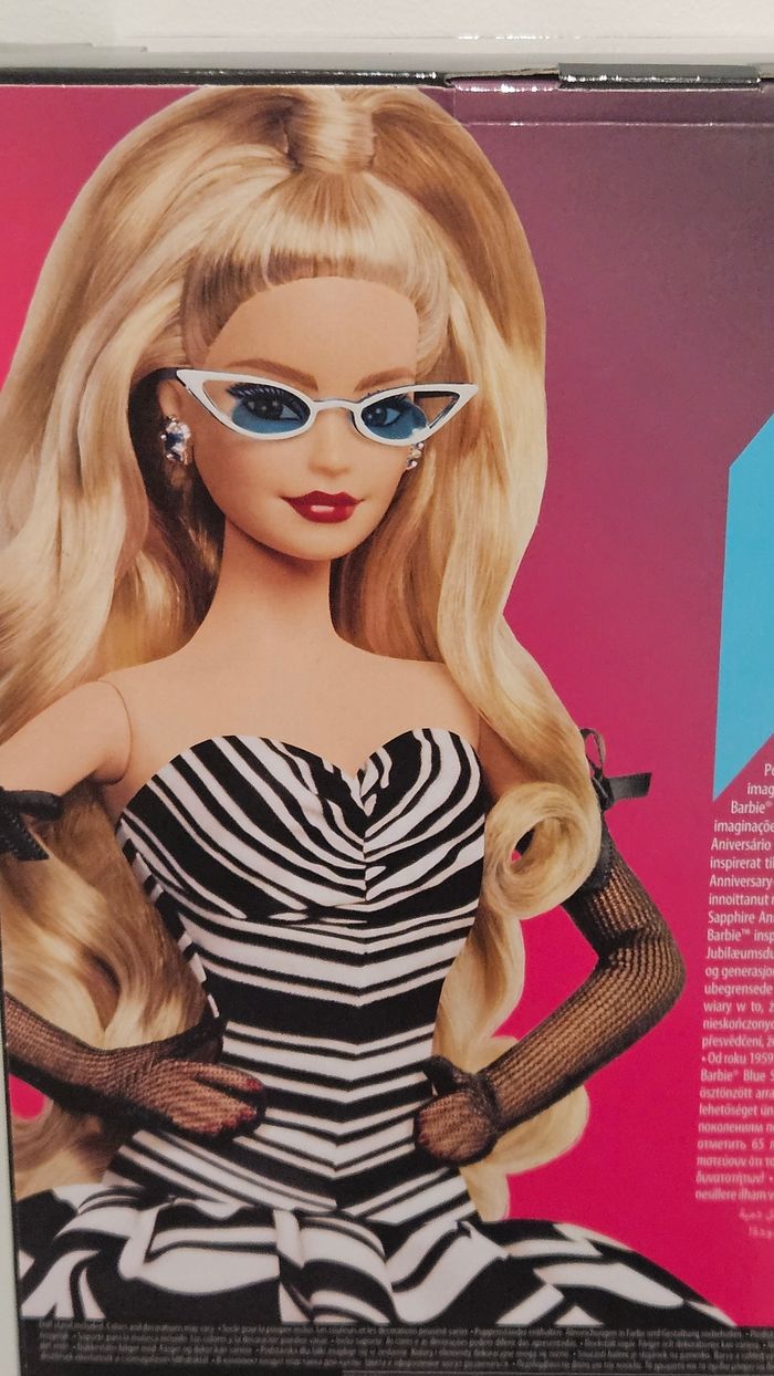 Poupée Barbie signature anniversaire 65 ans - photo numéro 7