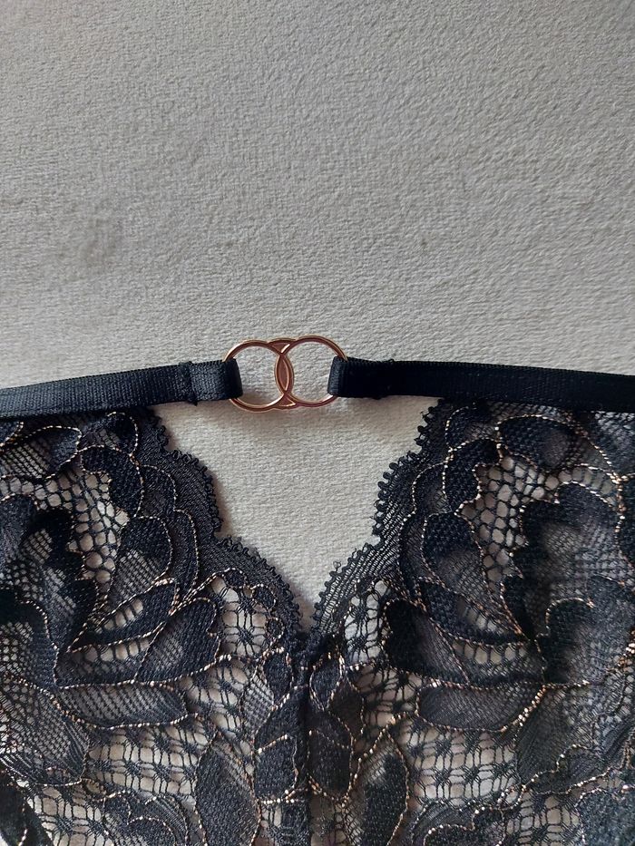 String en dentelle irisée - Noir/Cuivre - Etam - photo numéro 2