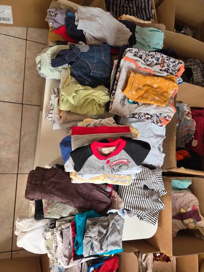 Lot 100 vêtements 3 mois garçon