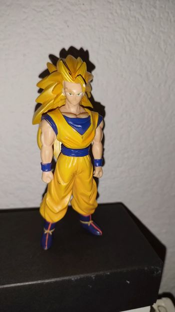 Figurine Dragon Ball Z Real Works DBZ Goku ss3 figure DBS rare super saiyan 3