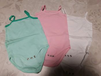 Lot 3 bodys bretelle été bebe fille 3 6 mois rose vert blanc uni