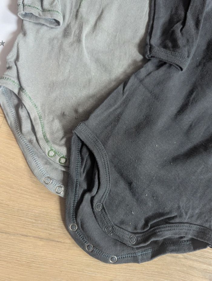 Lot de 2 bodies Petit Bateau 12 mois - photo numéro 4