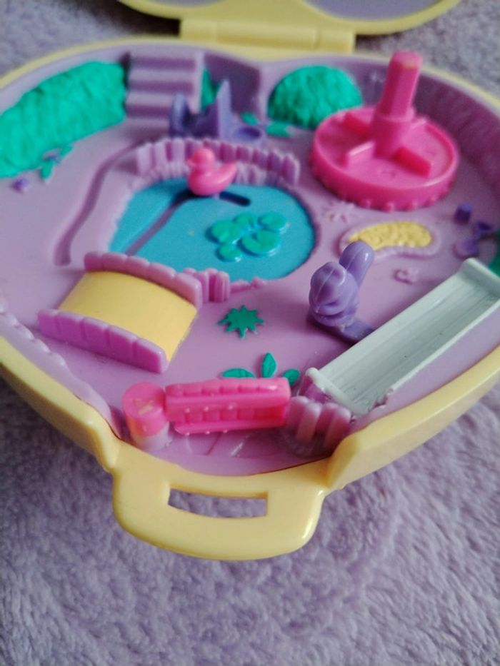 Polly Pocket vintage 1994 crèche boîte cœur jaune ruban rose - photo numéro 9